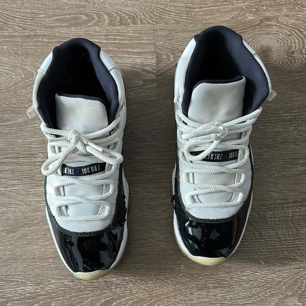 - Jordan 11 Concord 2011